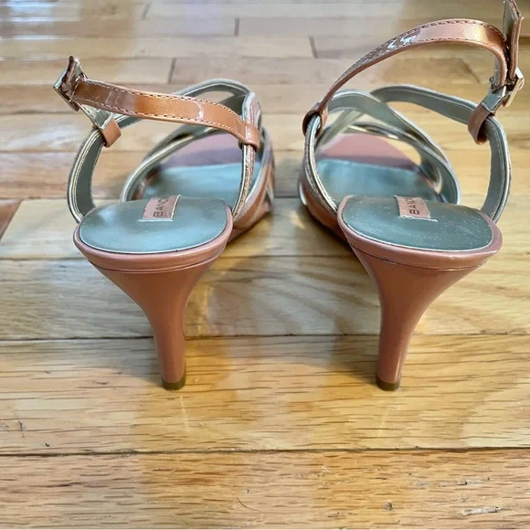 Bandolino Pink/Salmon Multi Patent Strappy Wedge Sandals Sz 7 - Picture 4 of 7